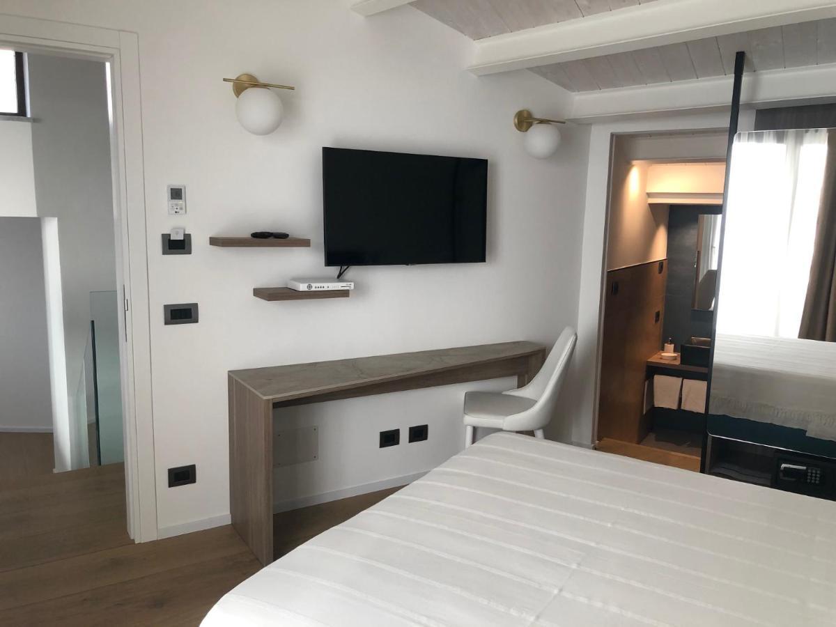 Palazzo Raho Suites チェファル エクステリア 写真
