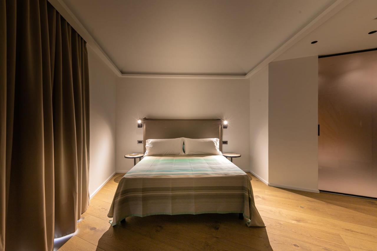 Palazzo Raho Suites チェファル エクステリア 写真